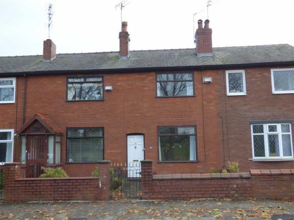 Two Bedroom Mid Terrance House To Rent In Heywood