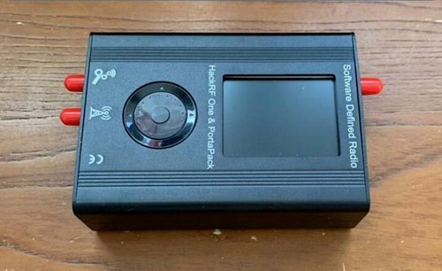HackRF One ＆PortaPack HackRF One + PortaPack H2: A Truly Portable Software Defined