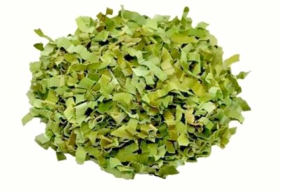 Rampe leaves Dried are also referred to as pandan leaves  30 grams.