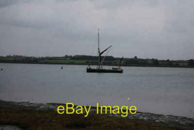 Photo 6x4 Thames Sailing Barge Thorpe Common  c2012