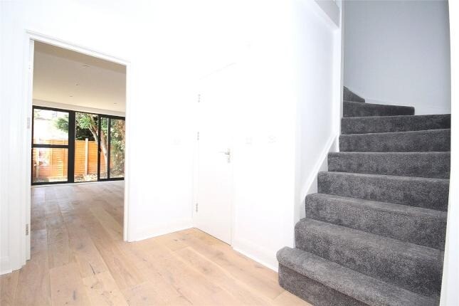 Bed New Build House To 3 Rent