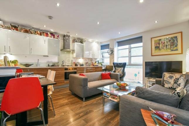 Large 1 Bedroom Flat To Rent Wood Green In Haringey London Gumtree