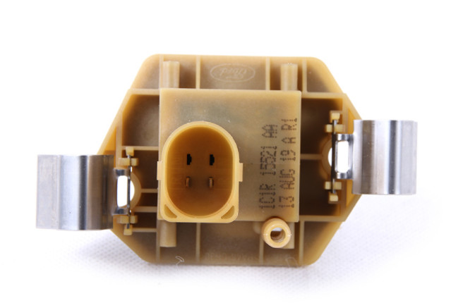 Ford Transit Mk3 Interrupteur De Feu De Recul Assy 1c1r-15521-Aa 1122429 Nouveau