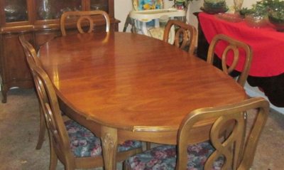 Post 1950 Maple Dining Room Table Vatican