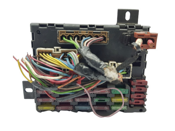 BoÃ®Tier Fusibles Fiat 46443389 20120