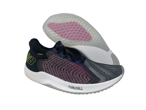 Женские кроссовки New Balance Fuel Cell Rebel, черные/разноцветные, 6,5 B(M) США