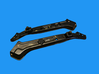 MG 5 MG5 EV 2022 PAIR OF FRONT SUPPORT BRACKETS RIGHT LEFT  