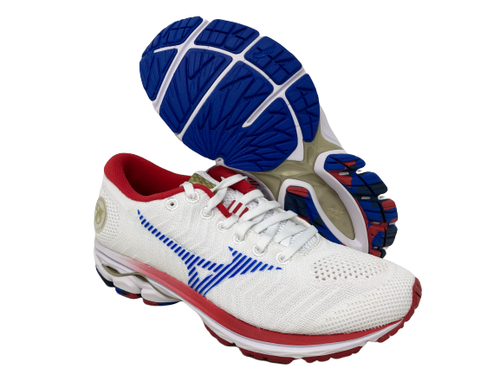 Женские беговые кроссовки Mizuno Wave Rider 22 Knit, белый/красный, 6 B(M) США