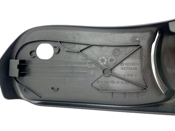 Mercedes CLK W209 270 CDI 2004 porte carte panel trim Cover