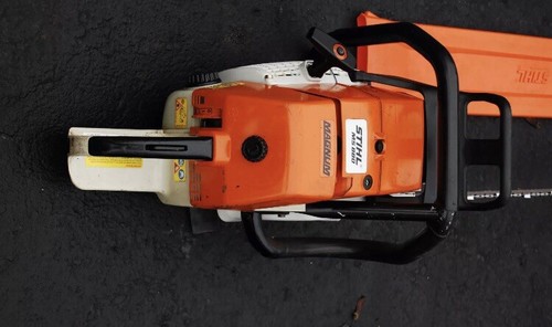 Stihl MS880 chainsaw 28