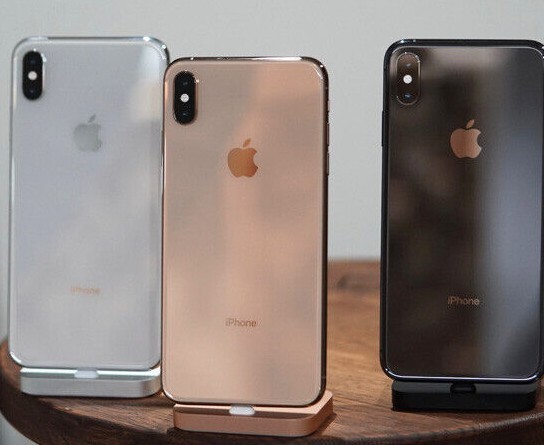 Apple - 【新品】【未使用】iPhone8 64G シルバー 5118cR-HZRL._UF894,1000_QL80_.jpg