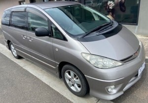 Toyota estima 2003