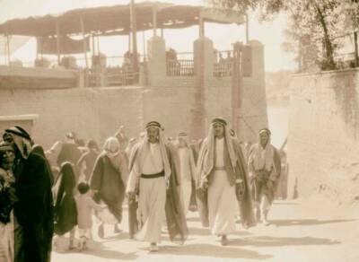 Iraq Baghdad Coming off the Katah Bridge 1932 OLD PHOTO