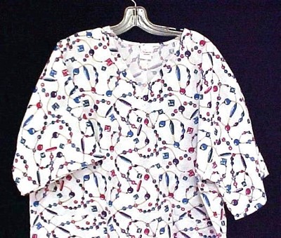 Print Scrub Top M V Neck Gems Jewels Beads Necklace Cotton Blend 2 Pockets New