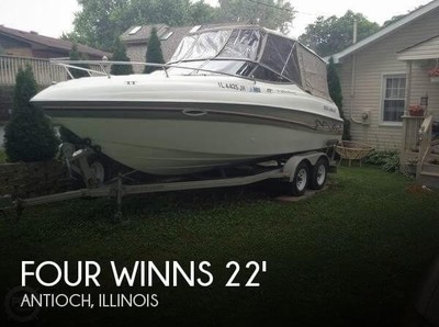1999 Four Winns 225 Sundowner Used