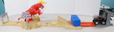 Hot Wheels Monster Jam El Toro Loco Showdown Track Bull Truck Complete