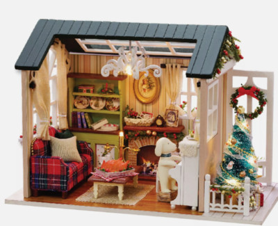 Wizardi Miniature Roombox Kit - Hut Dollhouse Kit