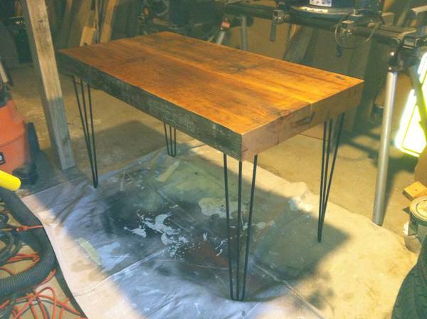 RECLAIMED WOOD DESK WITH HAIRPIN LEGS