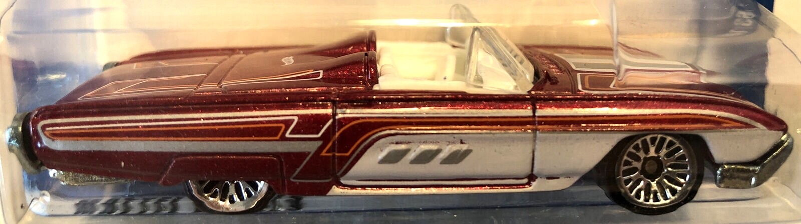 ホットウィール 63 T バード Amazon.com: Hot Wheels T Hunts '63 Thunderbird 56/244, Green