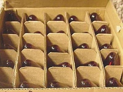 Vintage Japan C 7-1/2 Blinking Light Christmas Bulbs NOS 25 pc Box RED