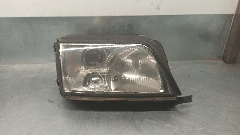 4a0941030l Feu Droit Pour Audi A6 Berlina C4 2.5 Tdi 3375452           3375452