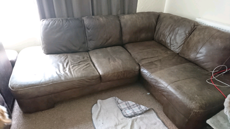 Corner sofa and chair free | in Arnold, Nottinghamshire | Gumtree