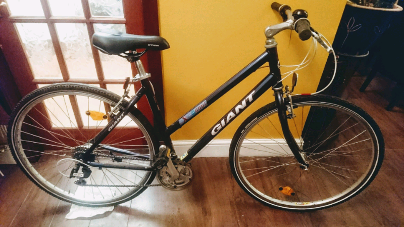 Giant Hybrid bike | in East End, Glasgow | Gumtree