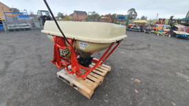 Tractor three point linkage abbey vicon wagtail fertiliser spreader