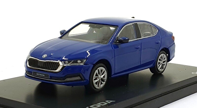Abrex Škoda 110L 1/43 ミニカー　シュコダ　世界限定100台 Diecast model cars Skoda 110 1/43 Abrex L Autoskola Svazarm