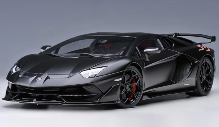 79219 AUTOart 1:18 Lamborghini Aventador SVJ Matte Black