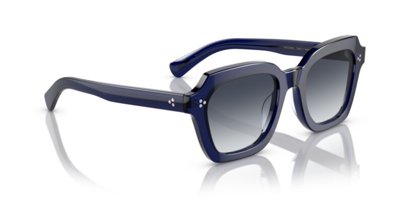 Pre-owned Oliver Peoples 0ov5526su Kienna 156611 Denim/pacific 51mm Women's Sunglasses In Pacific Gradient