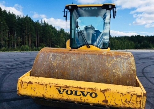 2014 Volvo SD135 Vibratory Compactor Roller