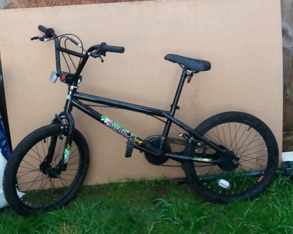 rainbow bmx halfords