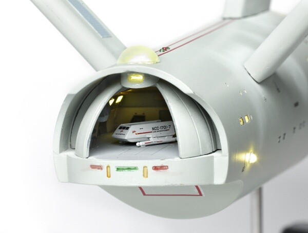 Built 1/350 Star Trek TOS Enterprise model with led lights