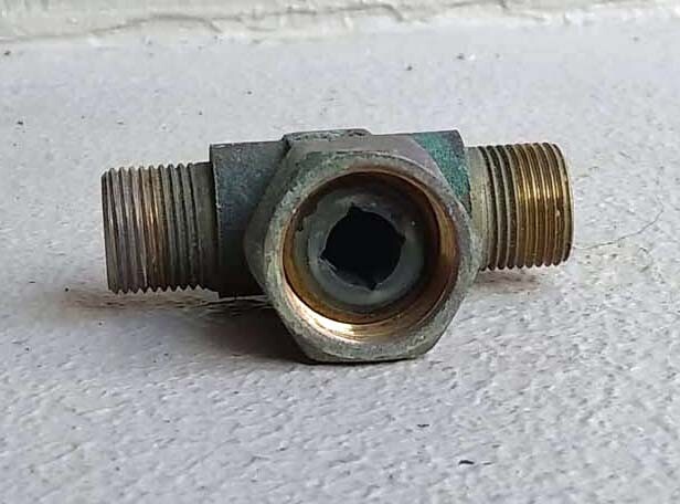 VINTAGE Small Brass Pipe 