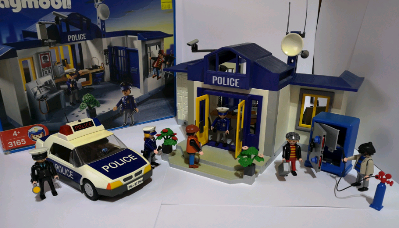 Playmobil 9372 city action police station bundle outlet