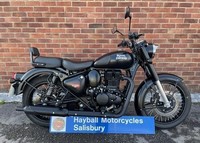 2024 Royal Enfield Classic Classic 350 Dark (22MY) PETROL Manual