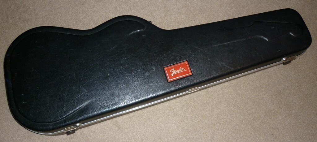 fender red label guitar case