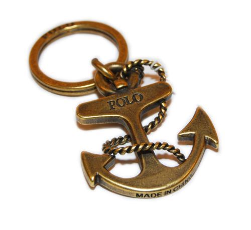 Llaveros, Anillos de latón y estuches para hombres