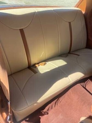 image 11 of interior