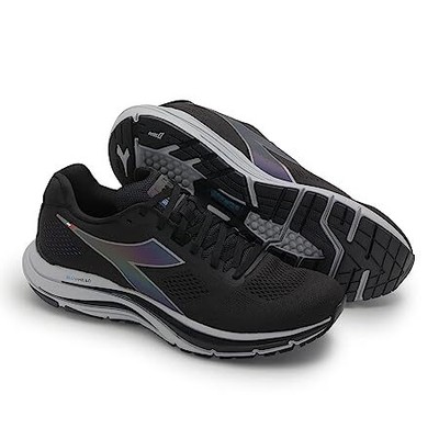 

Женские туфли Diadora Mythos Blushield 7 Vortice HIP, черные, 9,5 B, средний размер США, Черный