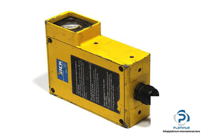 endrecheri フーディ ENDRECHERI.【TSUYOSHI DOMOTO LIVE 2022】 Digest - YouTube