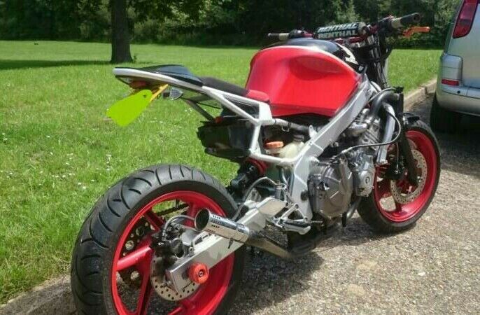 Honda Cbr 600 f2 Streetfighter swap in Hemel Hempstead 