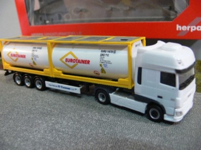 DAF XF Euro 6 SSC Zugmaschine 2-achs Facelift in /" schwarz /" 1:87 Herpa 309103