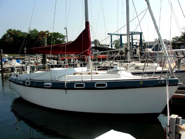 1977 MORGAN OUT ISLAND 30 CRUISER SINGLE INBOARD/OUTBOARD SAILBOAT