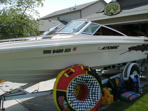 1985 Sea Ray boat seville open bow 18ft