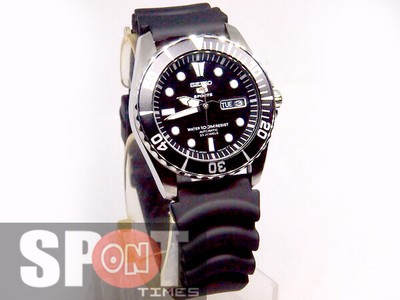 Pre-owned Seiko 5 Sports 100m 23 Jewels Automatic Men's Watch Snzf17k2