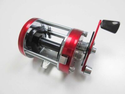 ABU ambassadeur 7000 レッド Abu Garcia Ambassadeur 7000 Compact - Red