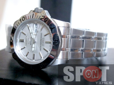 Pre-owned Seiko 5 Sports Automatic 23 Jewels Men's Watch Snzf71k1