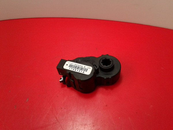 Grille Gauche Capot Renault Clio Iv Grandtour (Kh ) 183196